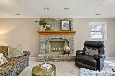 1676 Pinecroft Court SW, Wyoming, MI 49519 - Photo 32