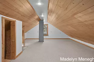 104 Mayfield Ave NE, Grand Rapids, MI 49503 - Photo 32