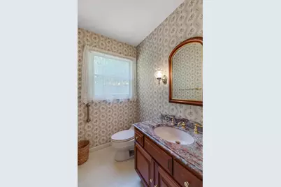34284 Thornbrook Street, Farmington Hills, MI 48335 - Photo 14