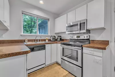 20829 Orchard Lake Road, Farmington Hills, MI 48336 - Photo 10