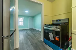 1910 Valley St, Muskegon, MI 49442 - Photo 8