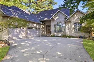 9418 Elmwood Ct, Canadian Lakes, MI 49346 - Photo 38