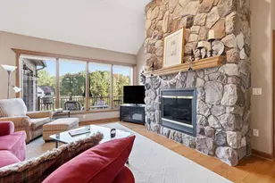 9418 Elmwood Ct, Canadian Lakes, MI 49346 - Photo 6