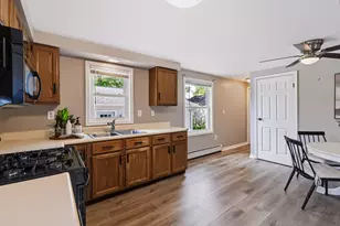 249 Elizabeth St, Rockford, MI 49341 - Photo 12