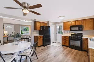 249 Elizabeth St, Rockford, MI 49341 - Photo 10