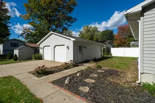 249 Elizabeth St, Rockford, MI 49341 - Photo 22