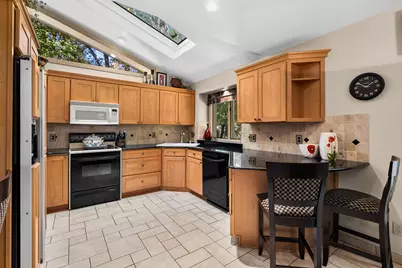 5062 Colony Woods Drive, Kalamazoo, MI 49009 - Photo 10