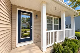 3240 Quarry Ridge Ct, Kalamazoo, MI 49004 - Photo 2