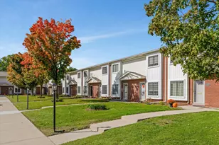 4957 Crooks Rd, Royal Oak, MI 48073 - Photo 24