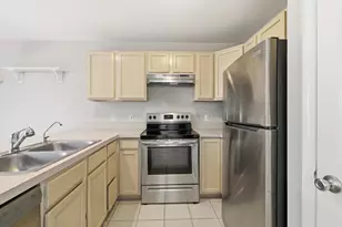 4957 Crooks Rd, Royal Oak, MI 48073 - Photo 4