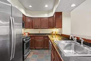 3374 Bent Trail Dr, Ann Arbor, MI 48108 - Photo 10