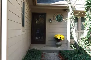 3374 Bent Trail Dr, Ann Arbor, MI 48108 - Photo 2