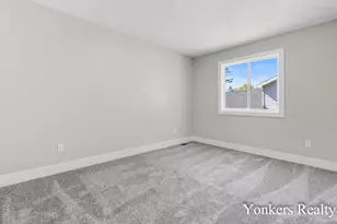 216 Leonard St, Belding, MI 48809 - Photo 20