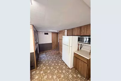 836 N Cherry Street, Evart, MI 49631 - Photo 6