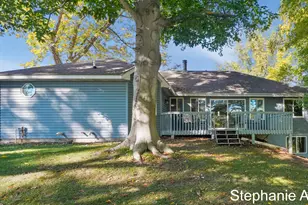 10461 Valley Ct, Stanwood, MI 49346 - Photo 34