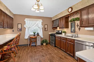 1942 Warren Ave, Jackson, MI 49203 - Photo 6