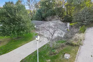 2940 Bramble Dr, Kalamazoo, MI 49009 - Photo 26