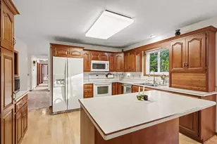 2940 Bramble Dr, Kalamazoo, MI 49009 - Photo 10