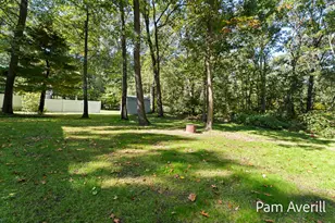2470 Hiawatha Tr, Muskegon, MI 49445 - Photo 10