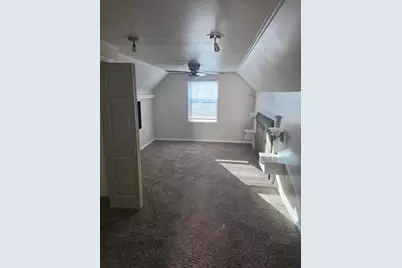 660 E Robert Avenue, Hazel Park, MI 48030 - Photo 10