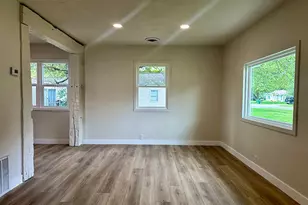 2112 Kathryn Dr, Niles, MI 49120 - Photo 4
