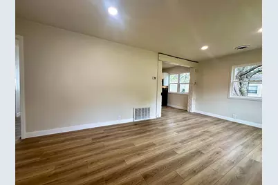 2112 Kathryn Drive, Niles, MI 49120 - Photo 4