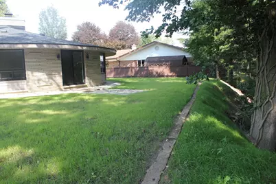 2631 Hillview Lane, Saint Joseph, MI 49085 - Photo 26