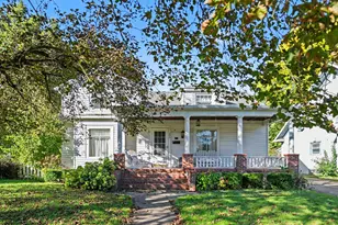 206 W Front St, Buchanan, MI 49107 - Photo 2