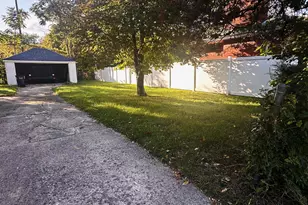 18025 Brinker Ave, Detroit, MI 48234 - Photo 30