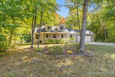 9642 Hummingbird Court, Howard City, MI 49329 - Photo 2