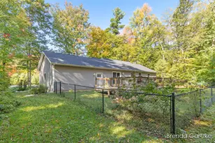 9642 Hummingbird Ct, Howard City, MI 49329 - Photo 42