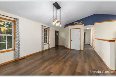 9642 Hummingbird Court, Howard City, MI 49329 - Photo 8