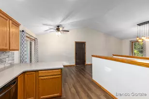 9642 Hummingbird Ct, Howard City, MI 49329 - Photo 14
