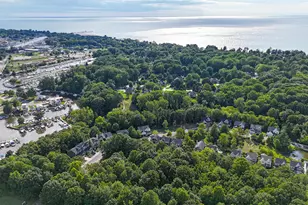 619 Meadow Dr, South Haven, MI 49090 - Photo 24