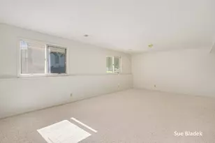 950 Village Ct, Holland, MI 49423 - Photo 26