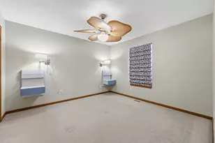6085 Fairgrove St, Kalamazoo, MI 49009 - Photo 22