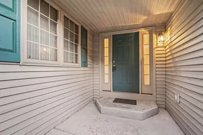 565 Tournament Circle, Norton Shores, MI 49444 - Photo 2