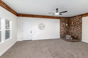 214 N Herring St, Ashley, MI 48806 - Photo 8
