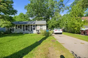 1960 Calvin Ave, Muskegon, MI 49442 - Photo 1