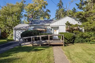 403 E Glenguile Ave, Parchment, MI 49004 - Photo 2