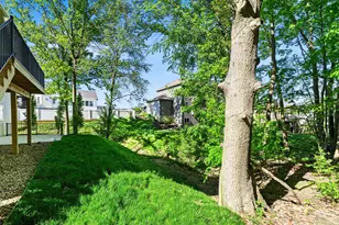 8206 Eagle Peak Dr, Jenison, MI 49428 - Photo 42