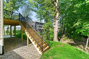8206 Eagle Peak Dr, Jenison, MI 49428 - Photo 38