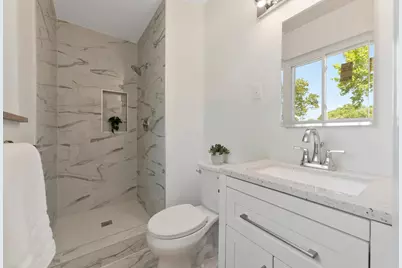 15421 Pearson Street, Oak Park, MI 48237 - Photo 28