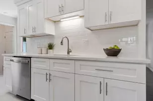 15421 Pearson St, Oak Park, MI 48237 - Photo 22