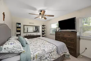 29289 Perth St, Livonia, MI 48154 - Photo 20