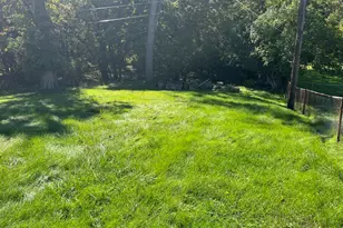 25969 E Huron River Dr, Flat Rock, MI 48134 - Photo 8