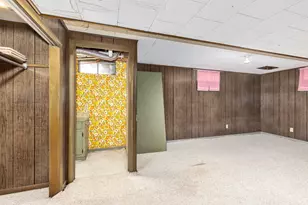 704 E Oak St, Greenville, MI 48838 - Photo 20