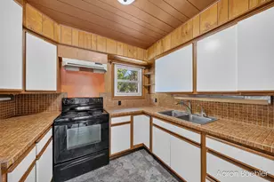 6400 E Brown Rd, Lake Odessa, MI 48849 - Photo 20