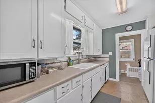 732 Elmwood Ave, Jackson, MI 49203 - Photo 14