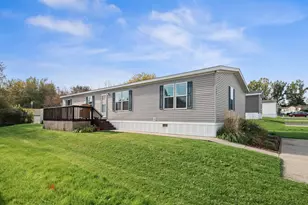 1442 Red Oak Ln NE, Belmont, MI 49306 - Photo 1